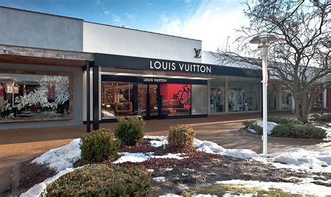 louis vuitton oak brook illinois|louis vuitton oakbrook mall.